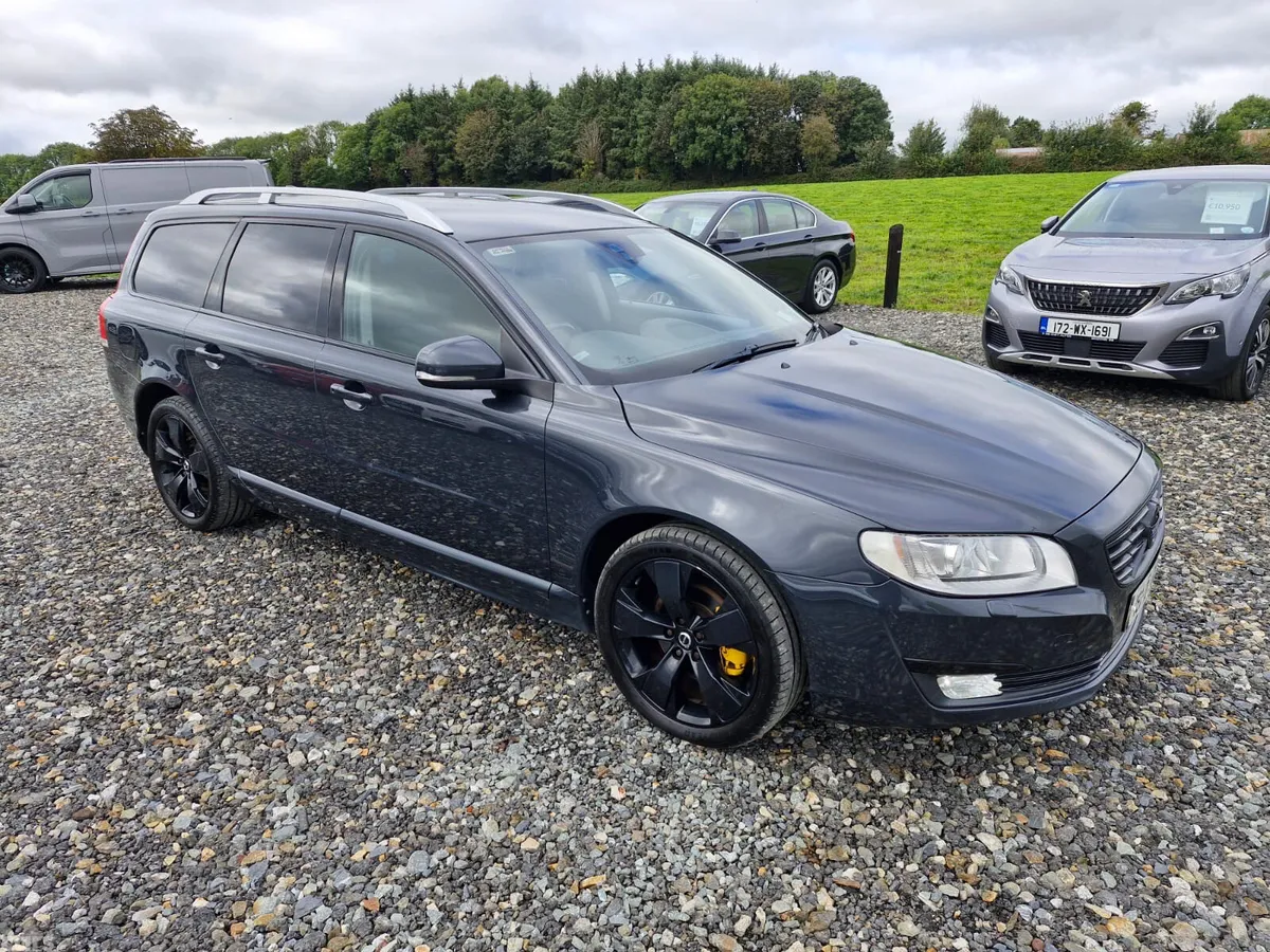 Volvo V70 Estate, Diesel, 2016, Grey