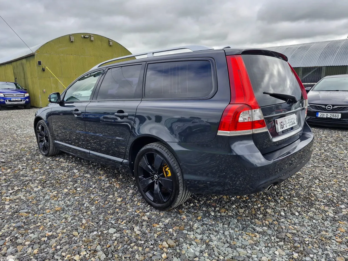 Volvo V70 Estate, Diesel, 2016, Grey