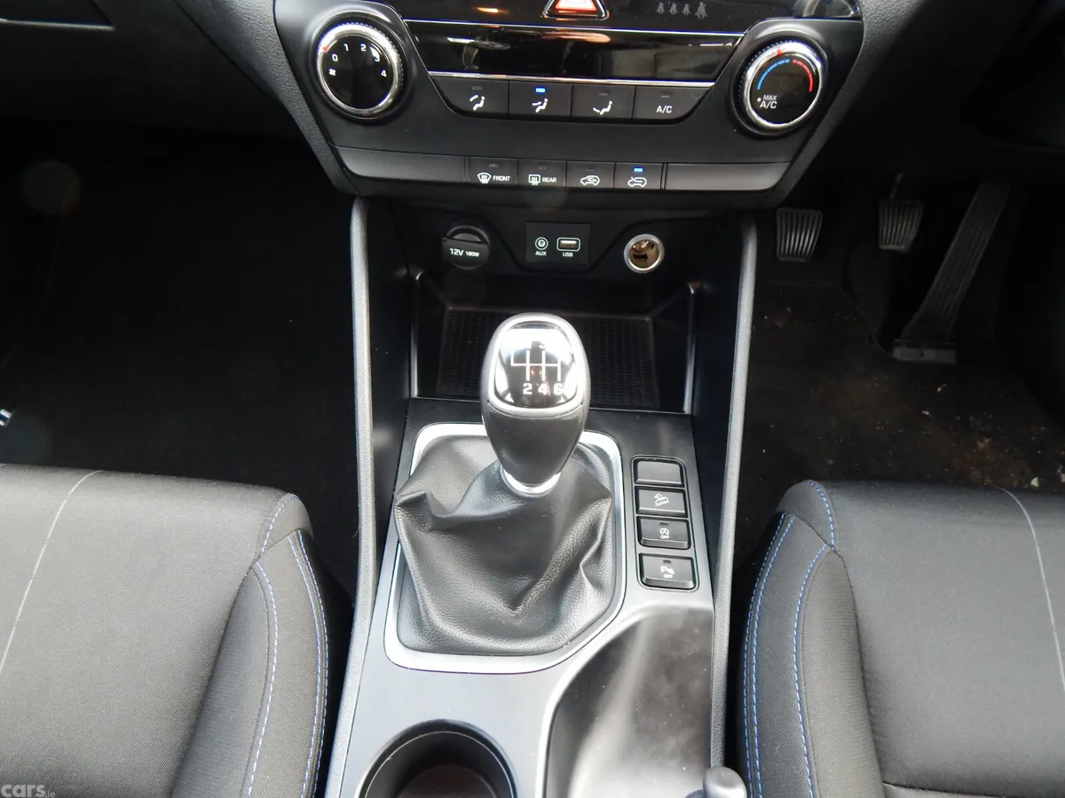 Hyundai Tucson SUV, Diesel, 2016, Silver