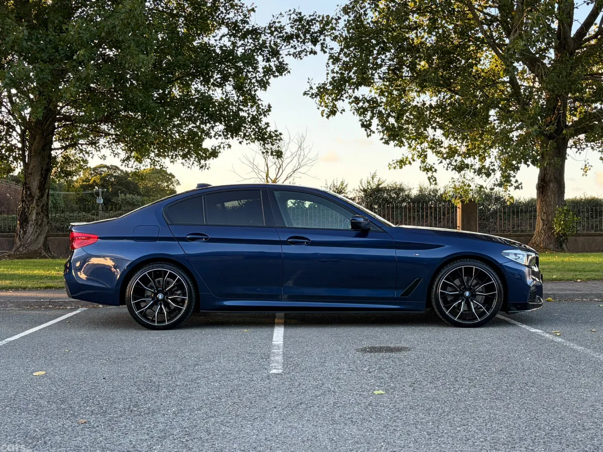 BMW 5-Series Saloon, Diesel, 2020, Blue