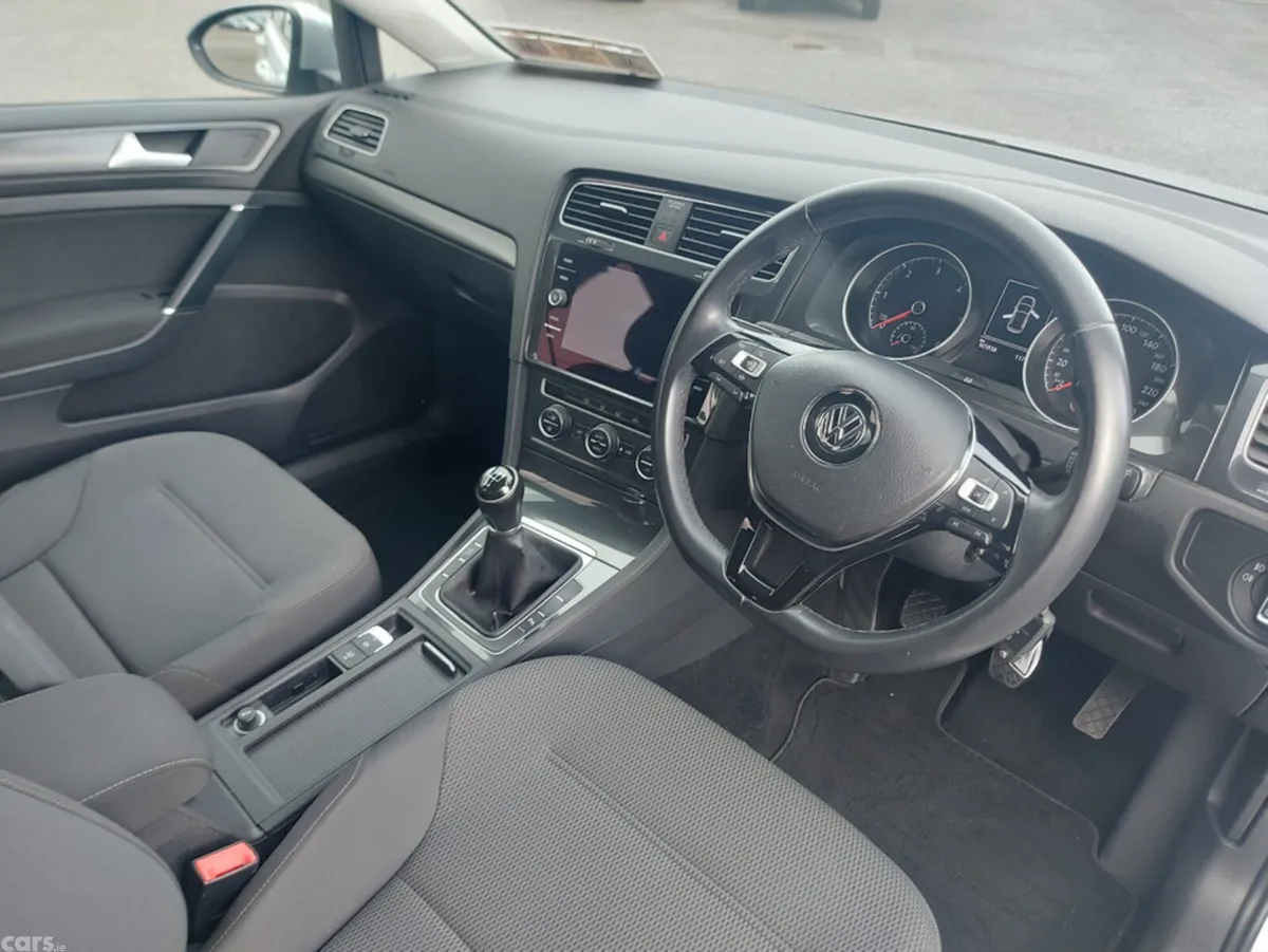 Volkswagen Golf Hatchback, Diesel, 2019, Grey