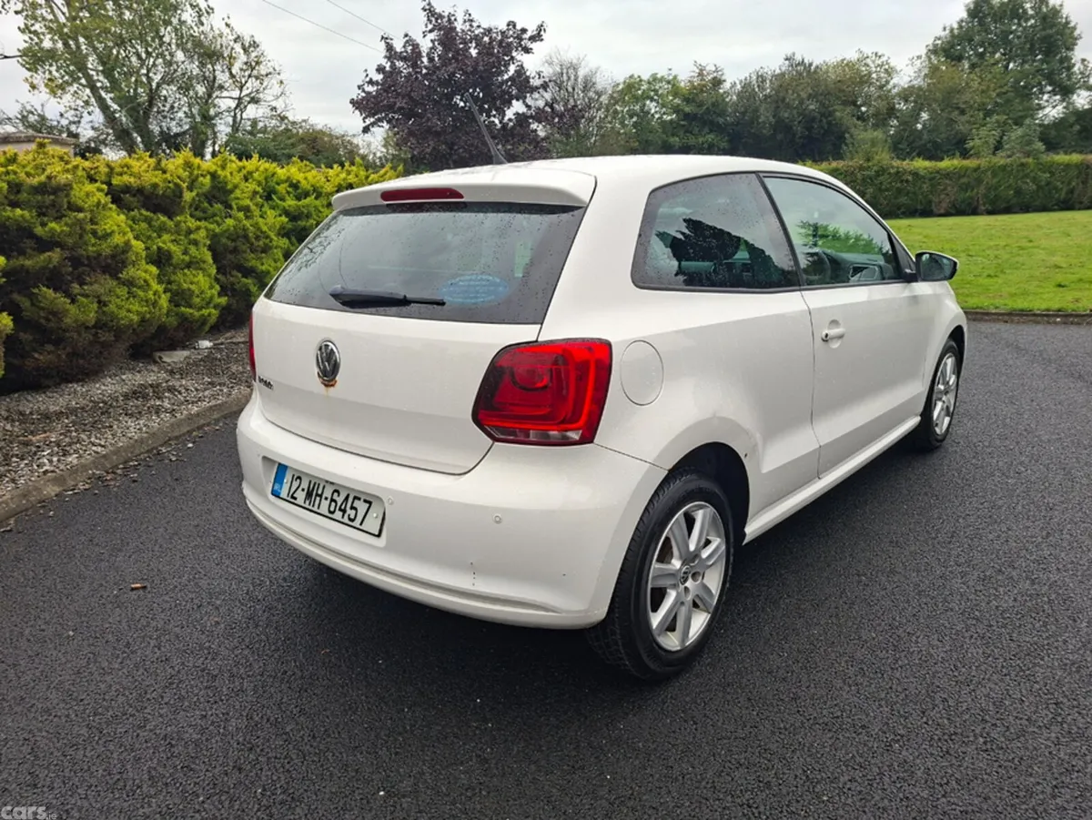 Volkswagen Polo Hatchback, Petrol, 2012, White
