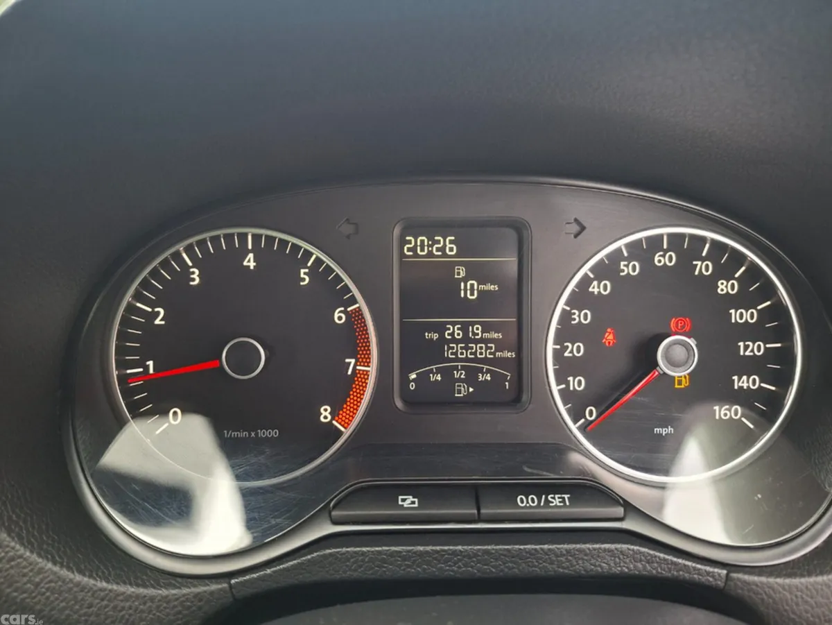 Volkswagen Polo Hatchback, Petrol, 2012, White