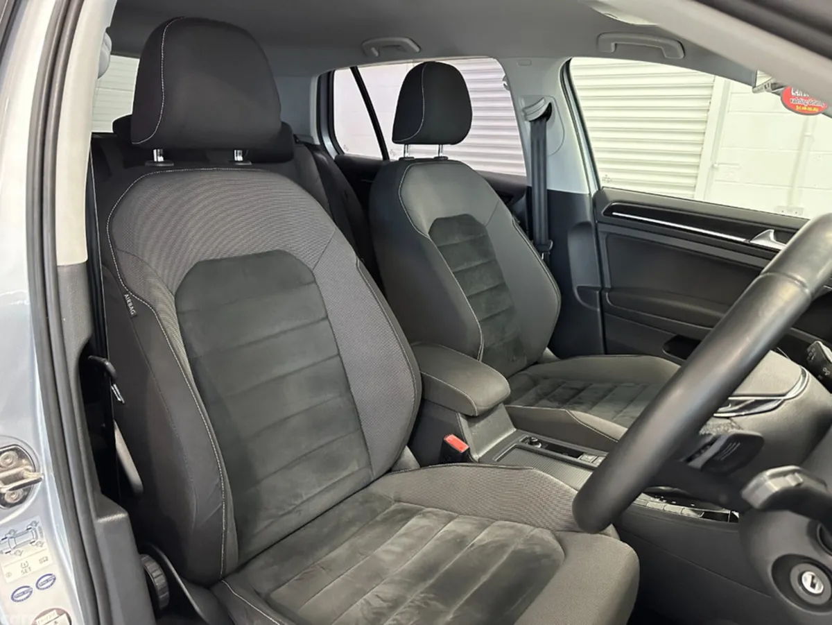 Volkswagen Golf Hatchback, Petrol, 2014, Silver