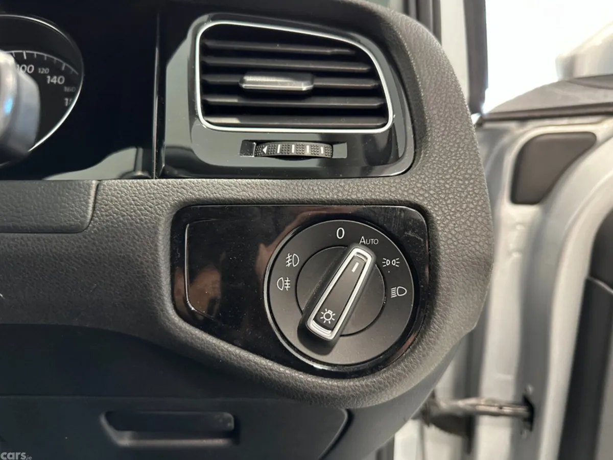 Volkswagen Golf Hatchback, Petrol, 2014, Silver