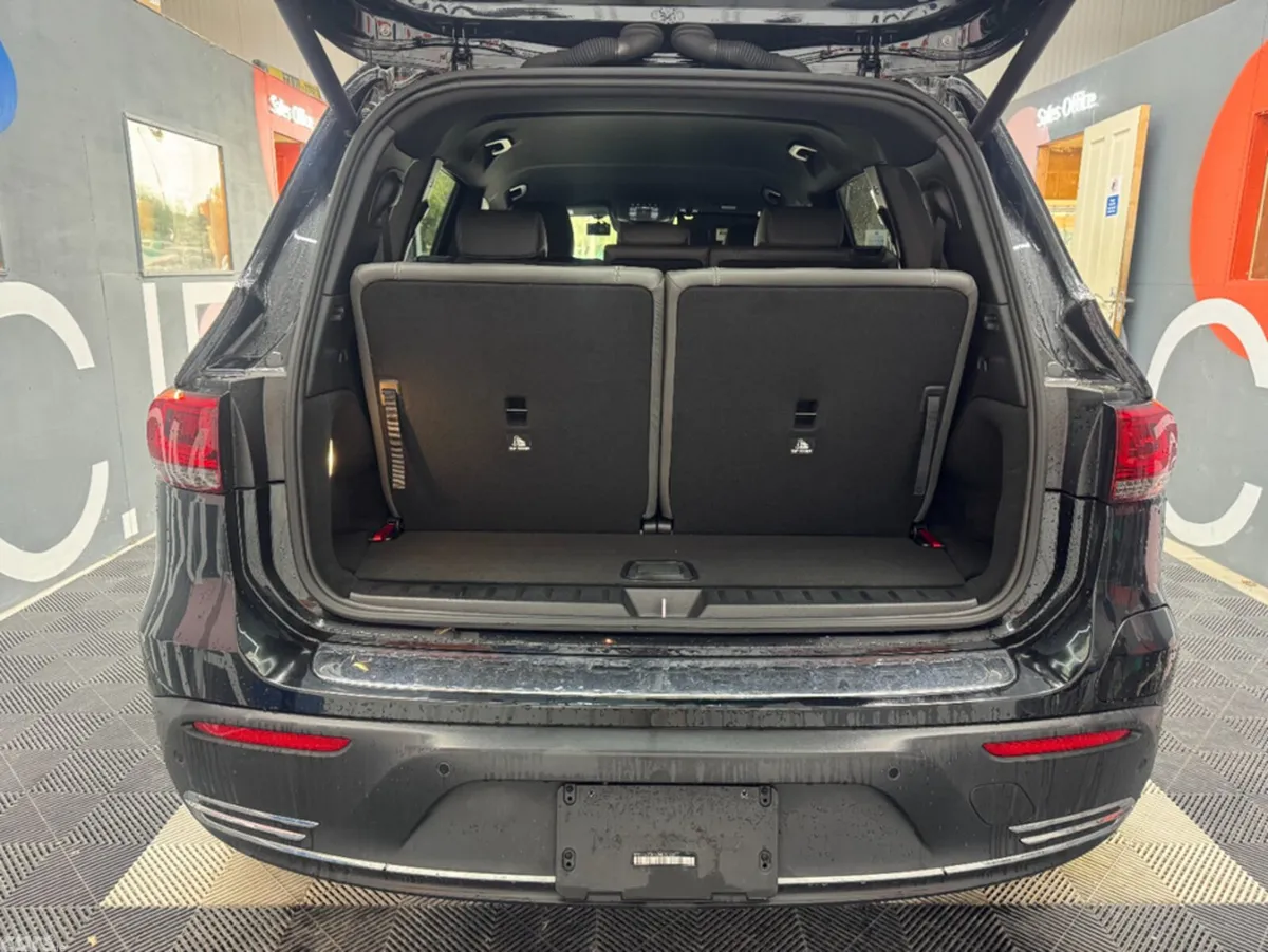 Mercedes-Benz EQB SUV, Electric, 2023, Black