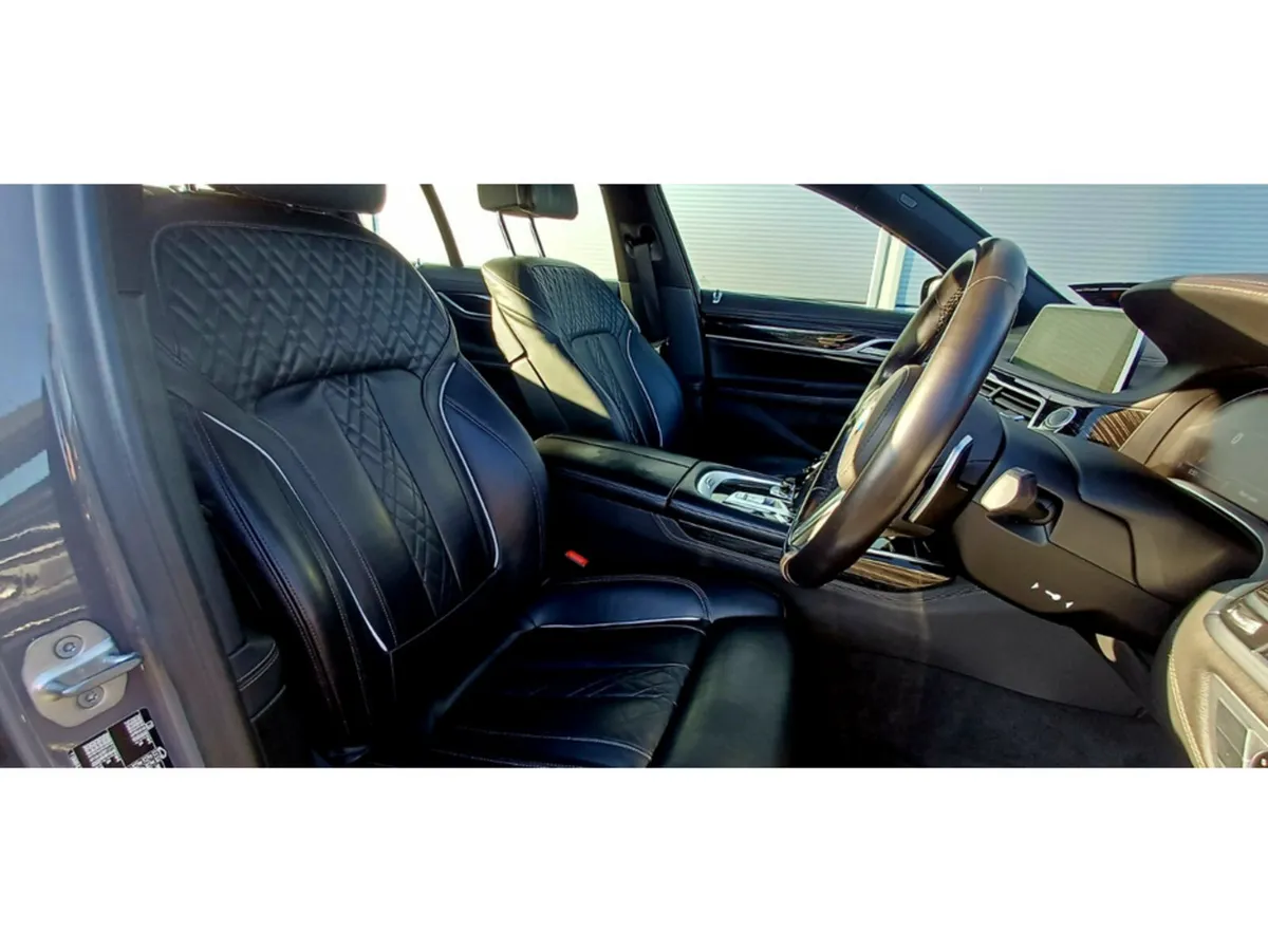BMW 7-Series Saloon, Diesel, 2021, Grey