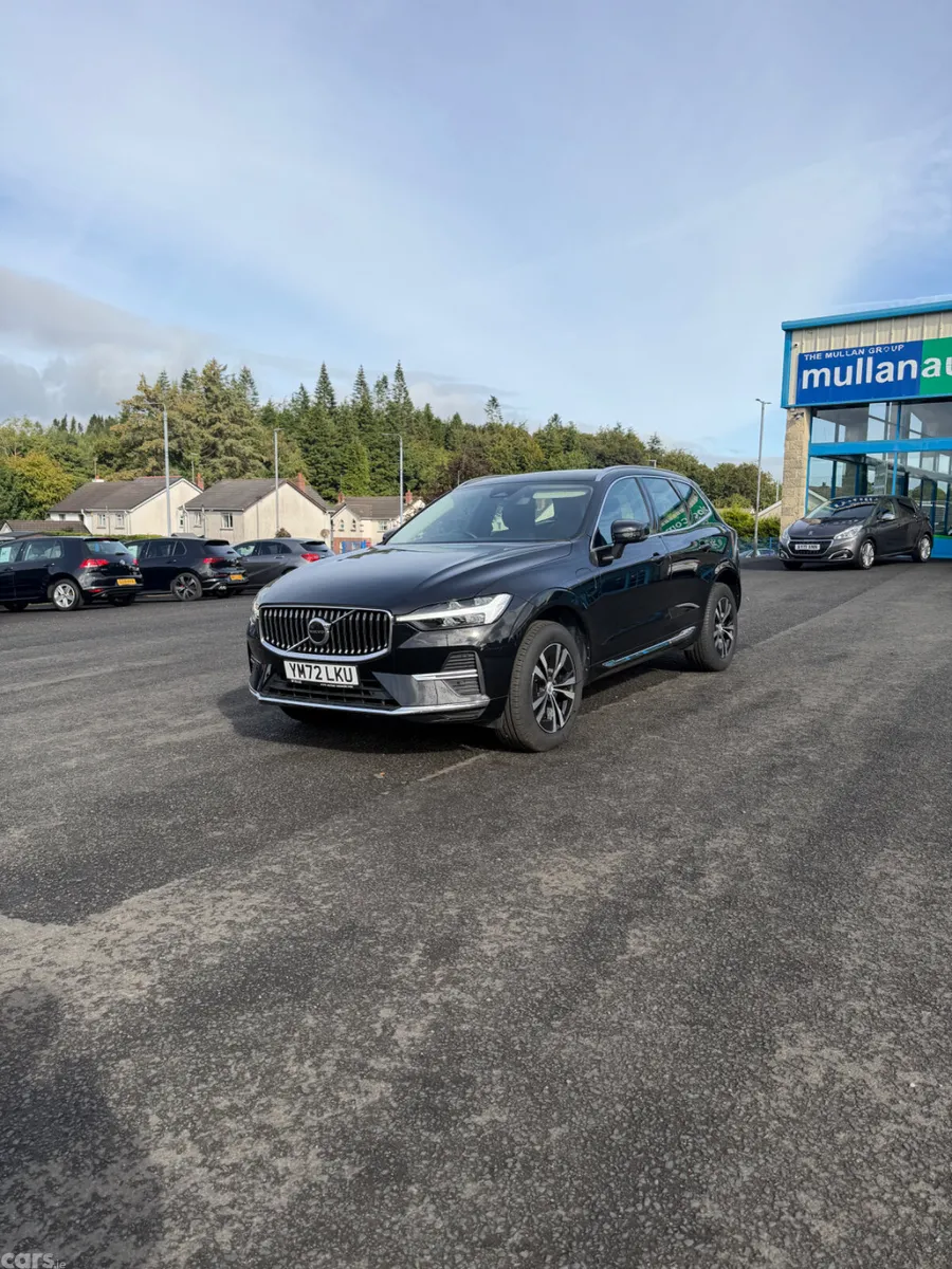 Volvo XC60 SUV, Petrol Hybrid, 2023, Black