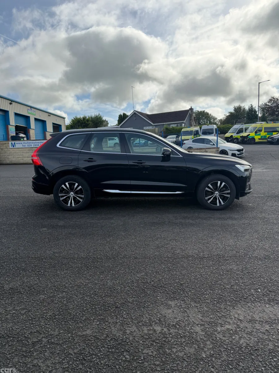 Volvo XC60 SUV, Petrol Hybrid, 2023, Black