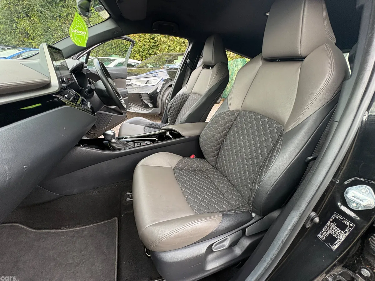 Toyota C-HR Hatchback, Petrol Hybrid, 2022, Black