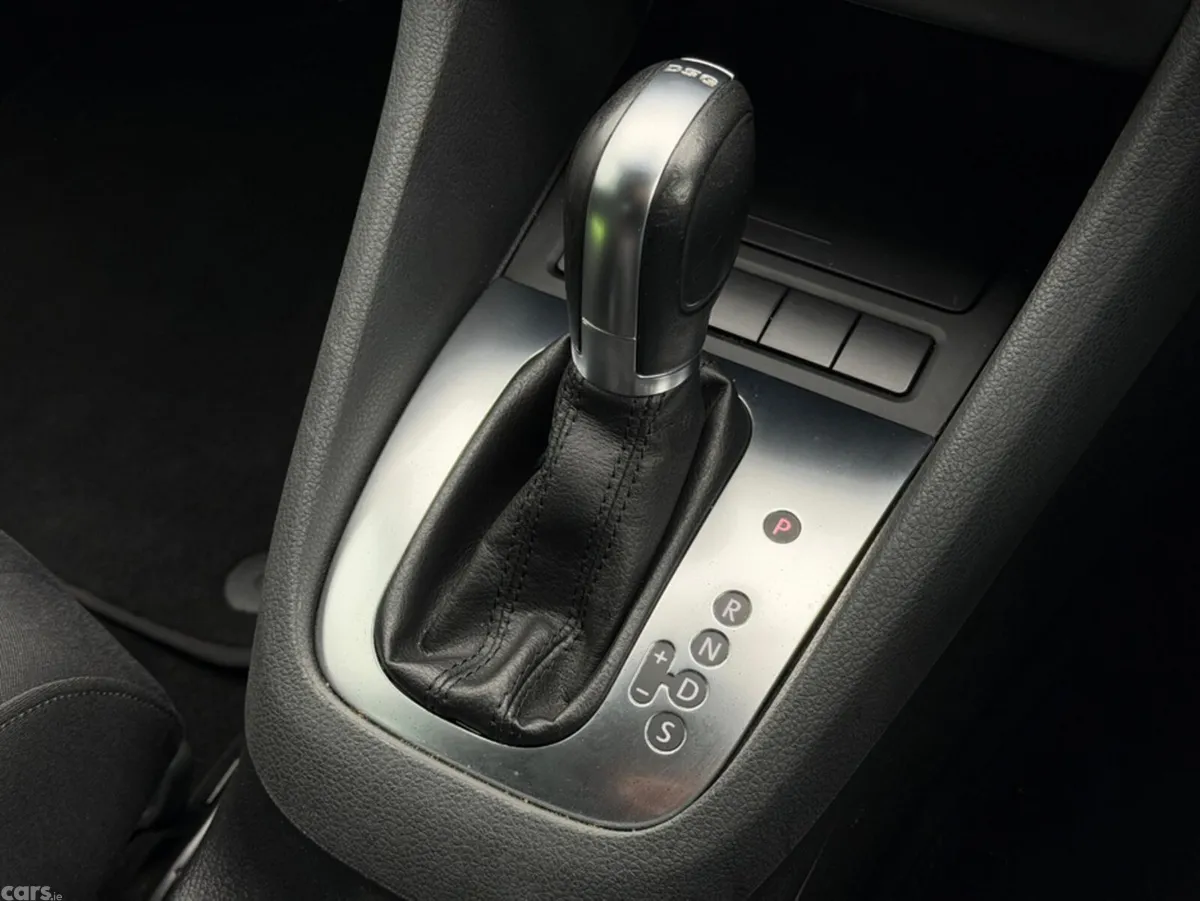 Volkswagen Golf Hatchback, Petrol, 2013, Black