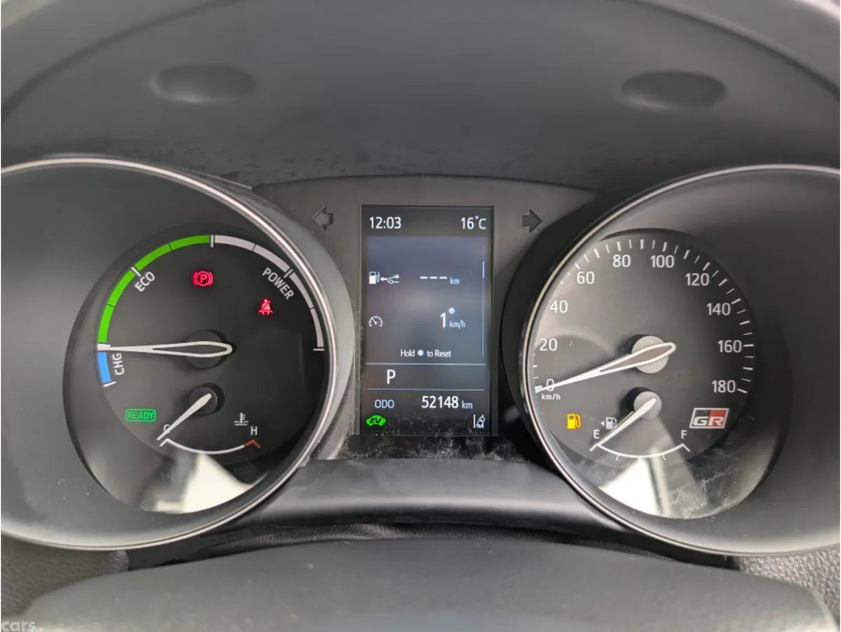 Toyota C-HR SUV, Petrol Hybrid, 2023, White
