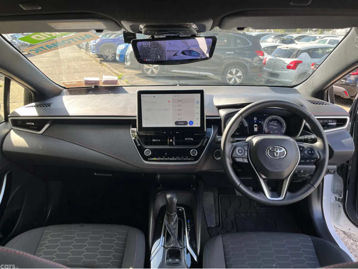 Toyota Corolla Hatchback, Petrol Hybrid, 2023, White