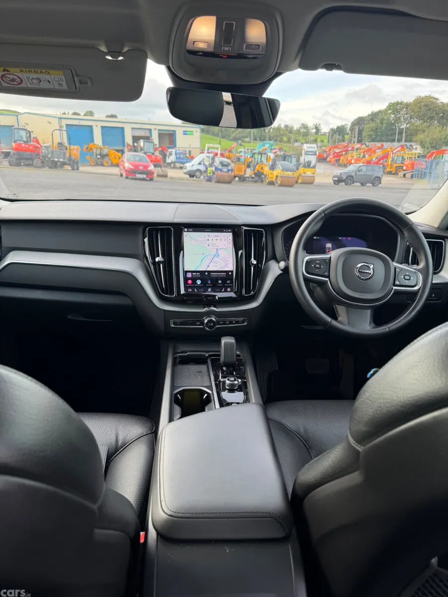 Volvo XC60 SUV, Petrol Hybrid, 2023, Black