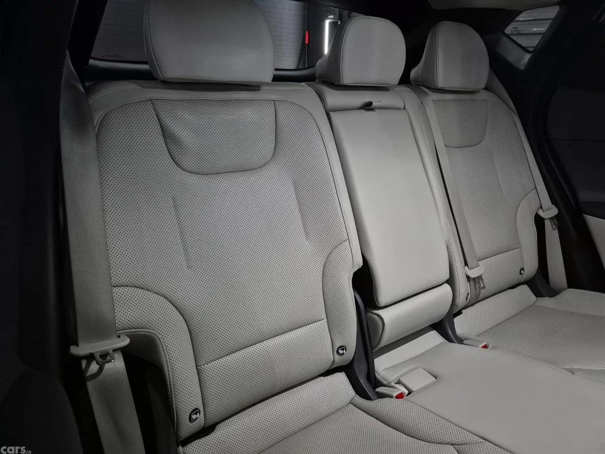 Kia EV6 MPV, Electric, 2023, White