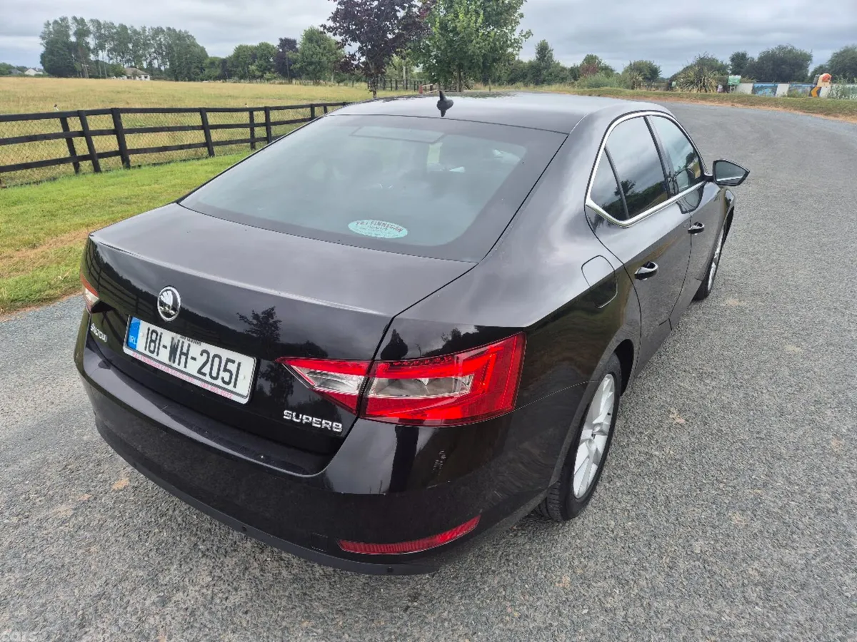 Skoda Superb Hatchback, Diesel, 2018, Black