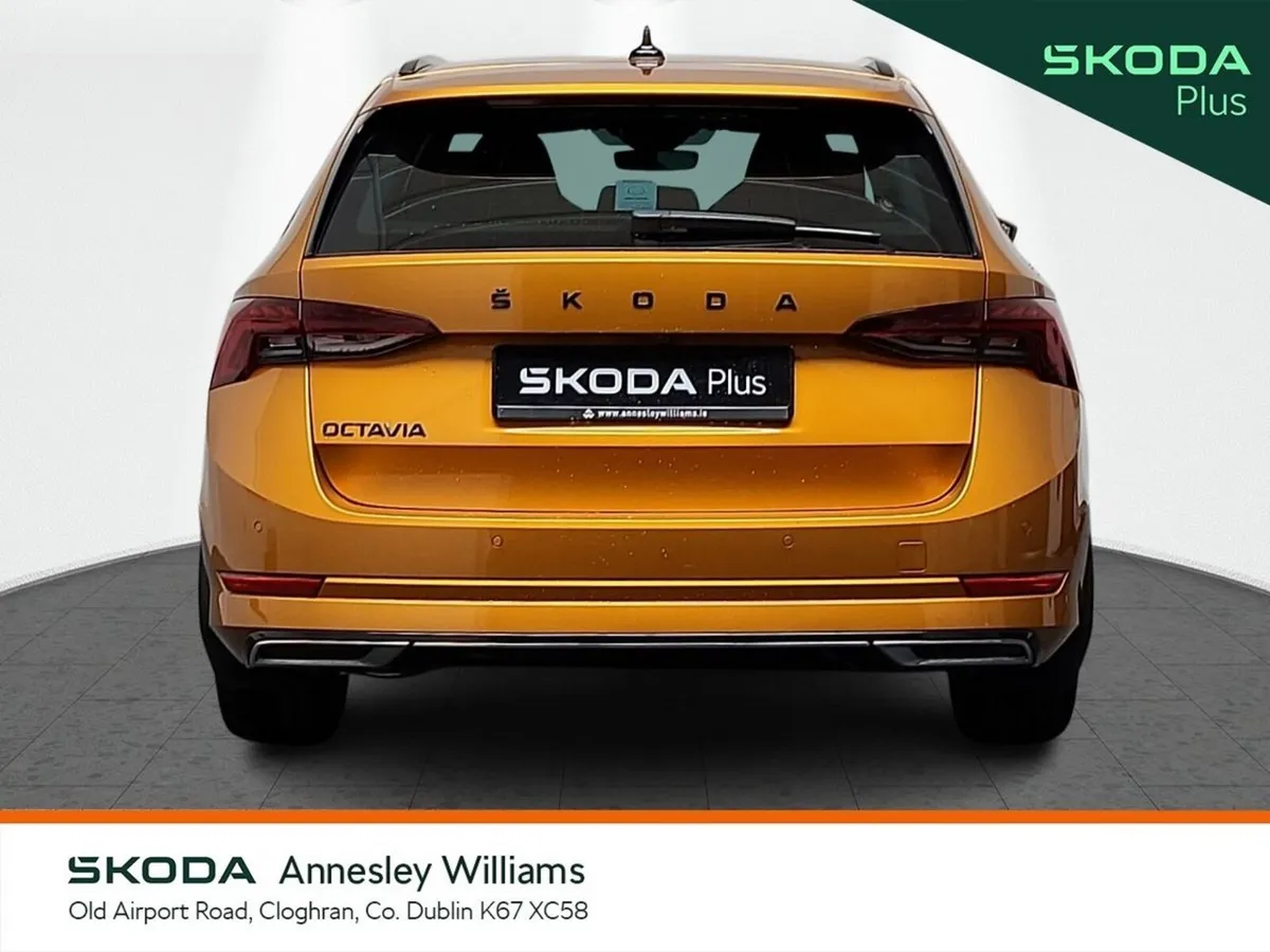 Skoda Octavia Estate, Petrol, 2024, Orange