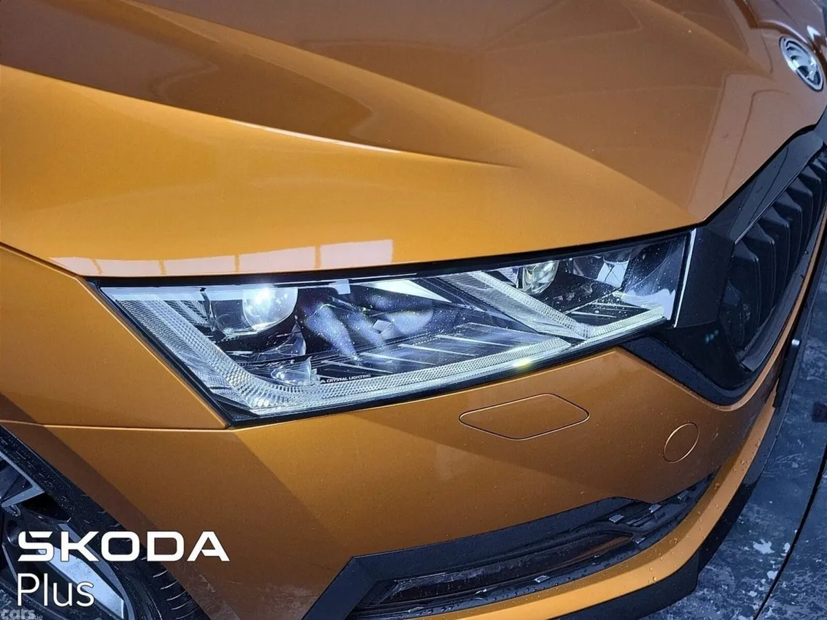 Skoda Octavia Estate, Petrol, 2024, Orange