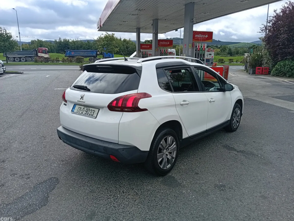 Peugeot 2008 Estate, Diesel, 2017, White