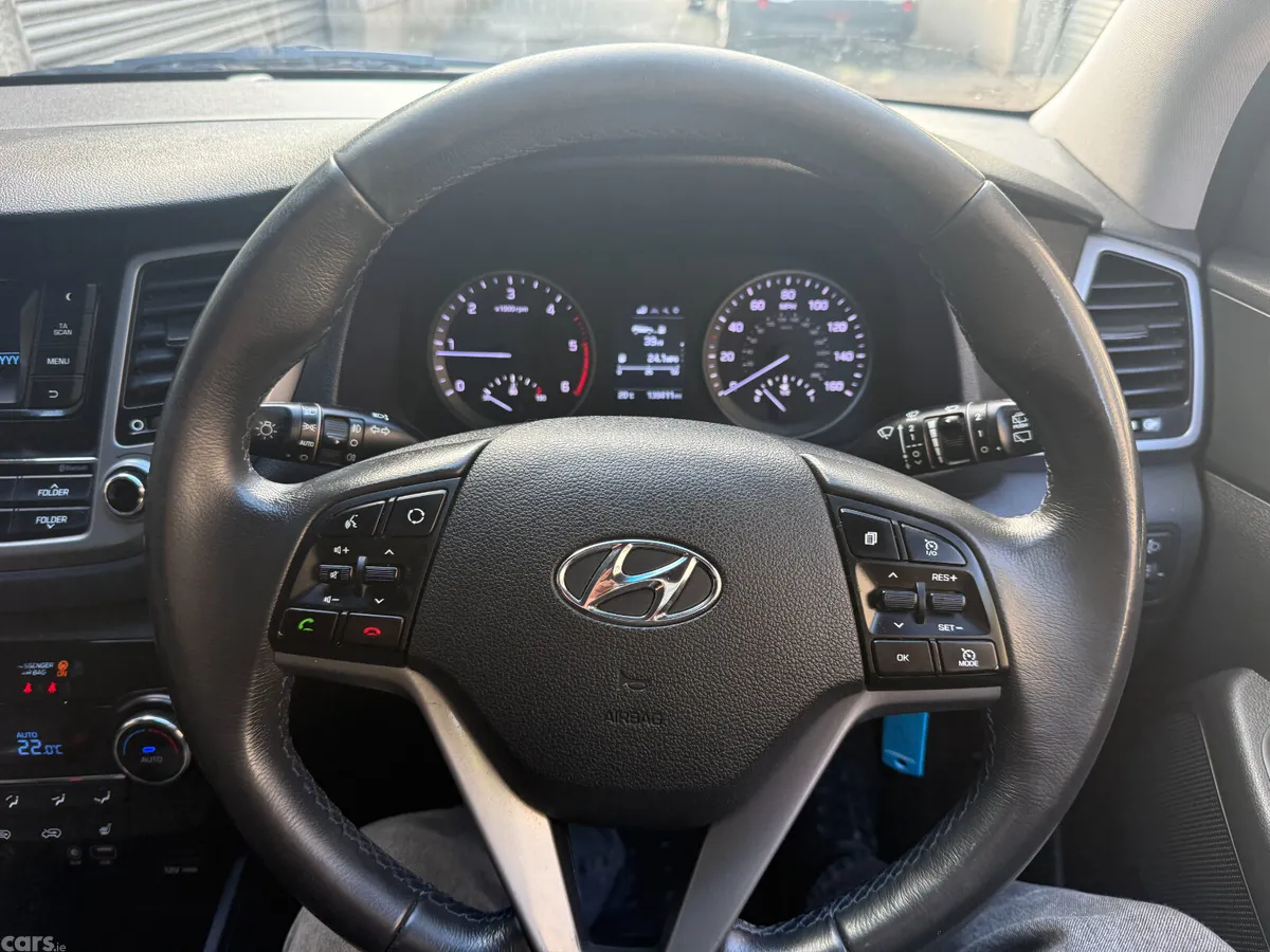 Hyundai Tucson SUV, Diesel, 2015, Black