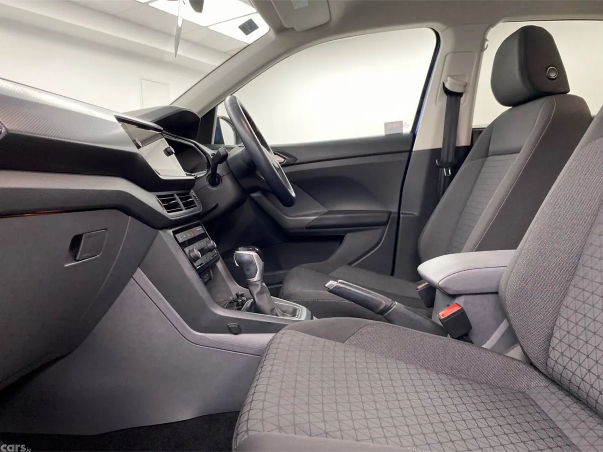 Volkswagen T-Cross Hatchback, Petrol, 2021, Blue