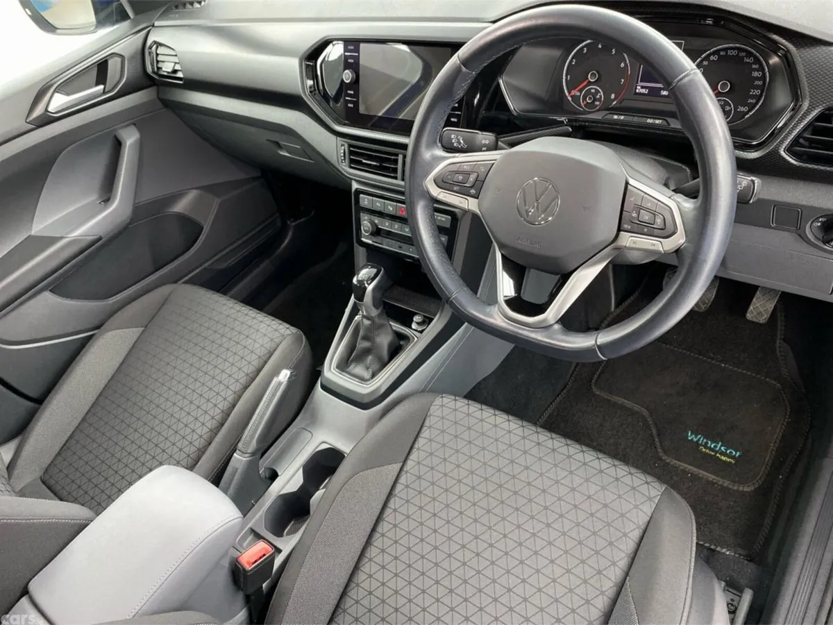 Volkswagen T-Cross Hatchback, Petrol, 2021, Blue