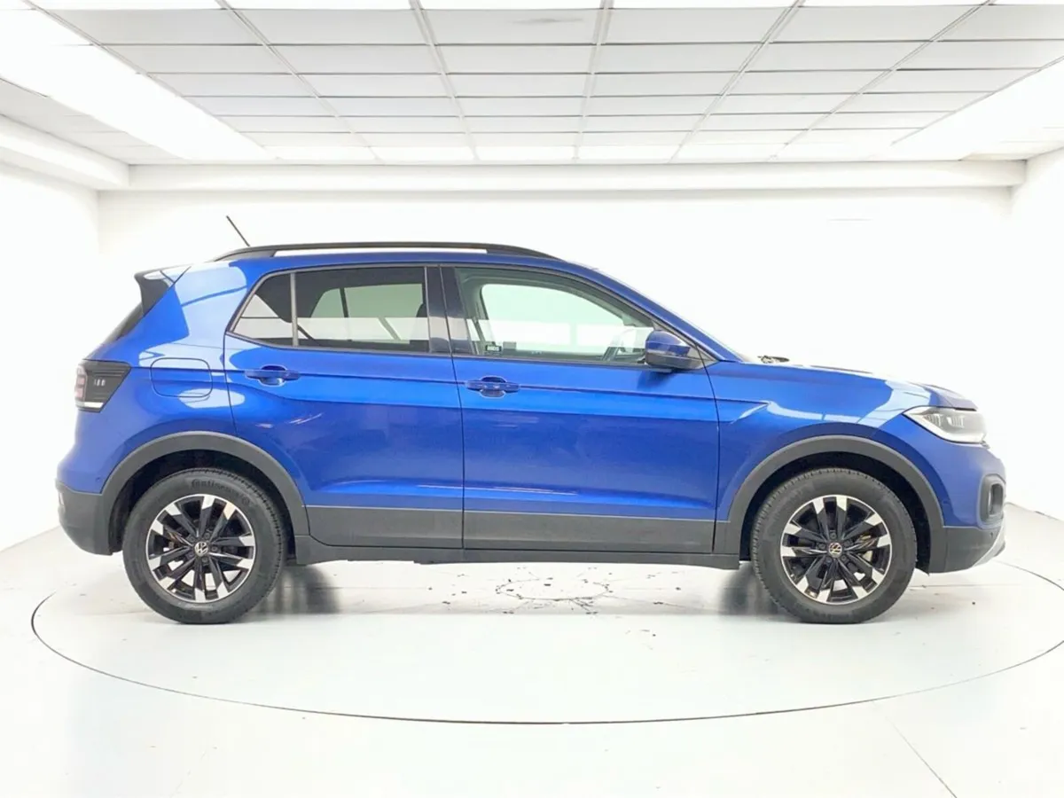 Volkswagen T-Cross Hatchback, Petrol, 2021, Blue
