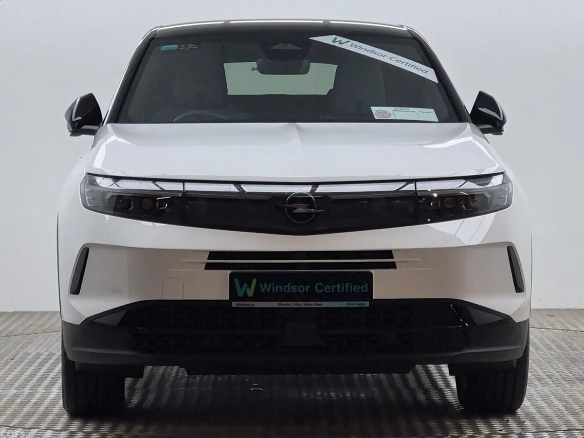 Opel Grandland SUV, Petrol Hybrid, 2026, White