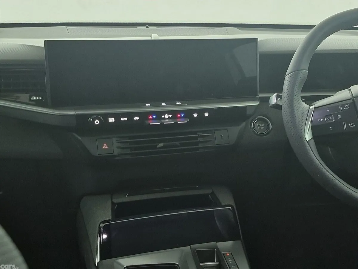 Opel Grandland SUV, Petrol Hybrid, 2026, White