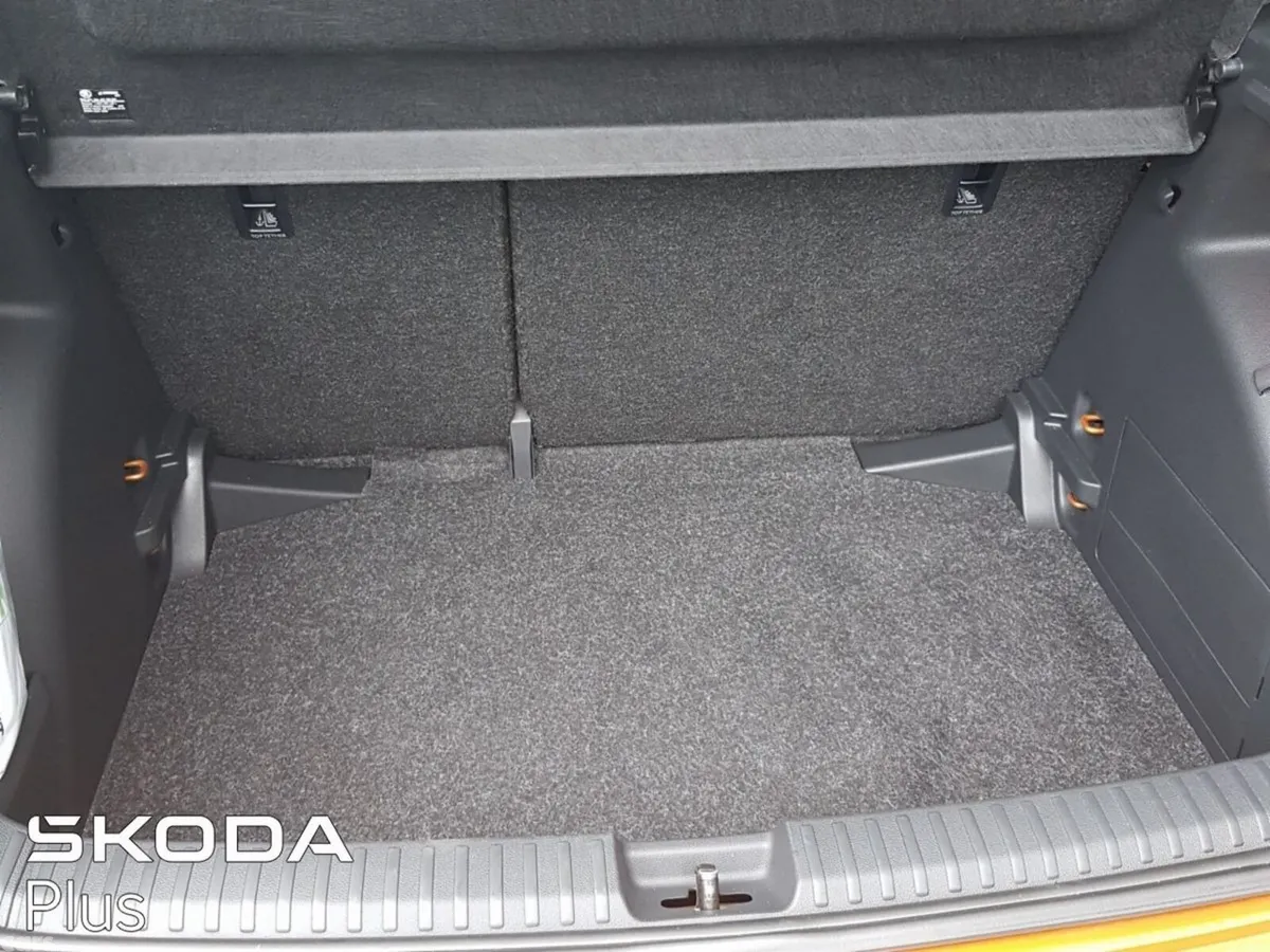 Skoda Fabia Hatchback, Petrol, 2023, Orange