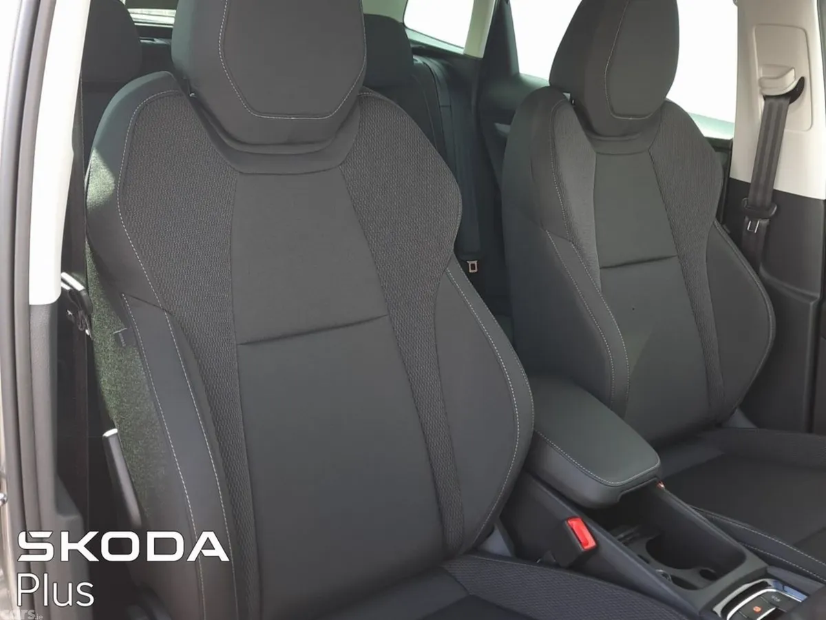 Skoda Karoq SUV, Diesel, 2026, Grey