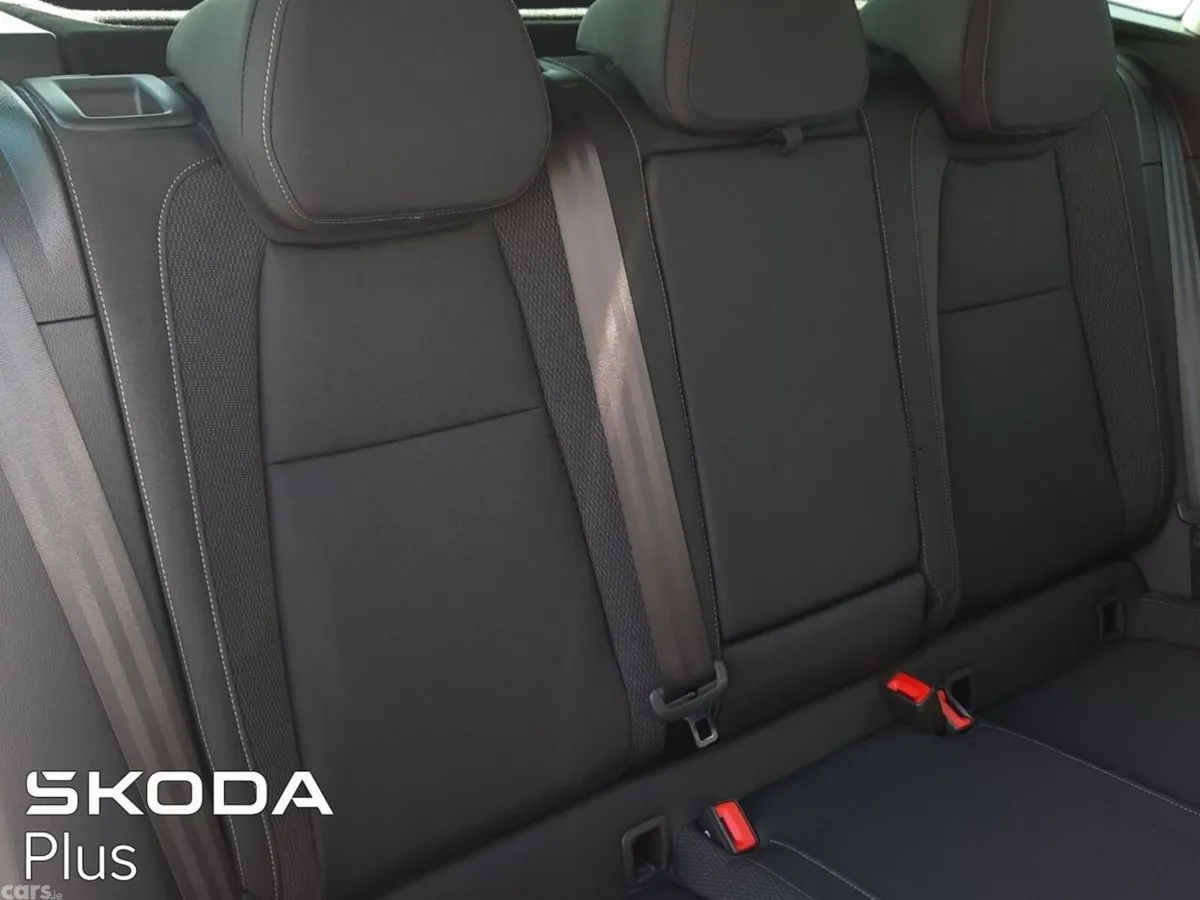 Skoda Karoq SUV, Diesel, 2026, Grey
