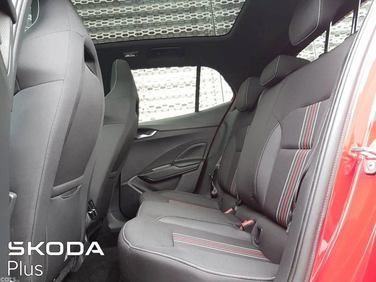 Skoda Fabia Hatchback, Petrol, 2023, Red