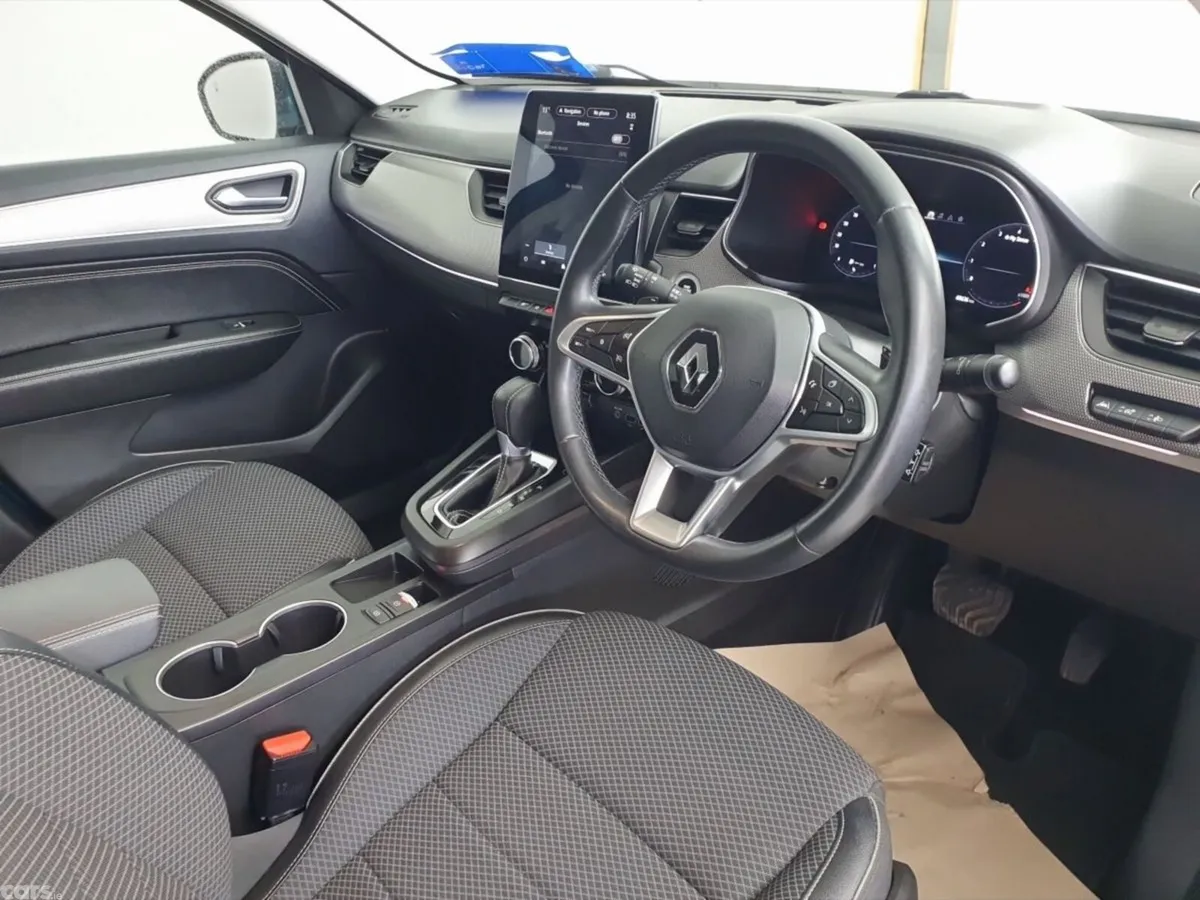 Renault Arkana Hatchback, Petrol, 2023, Blue