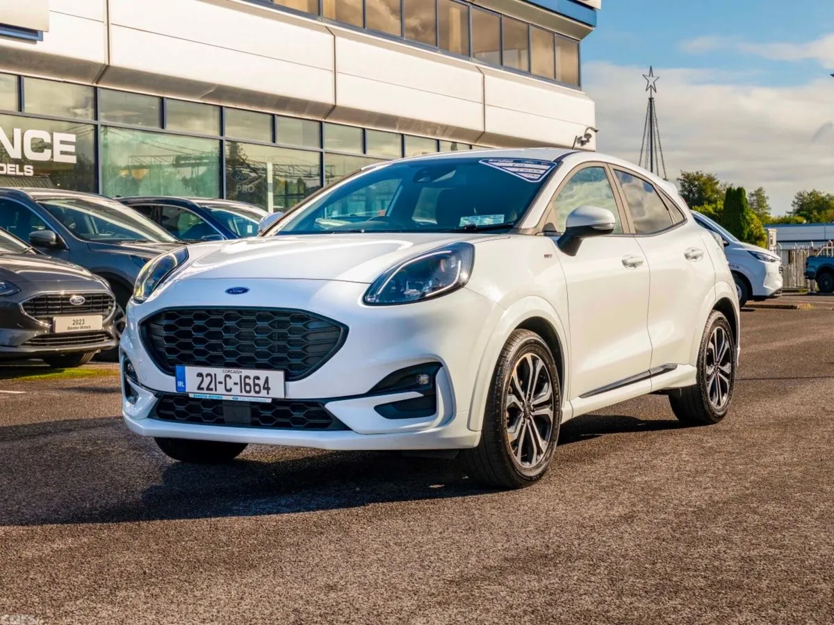 Ford Puma MPV, Petrol Hybrid, 2022, White
