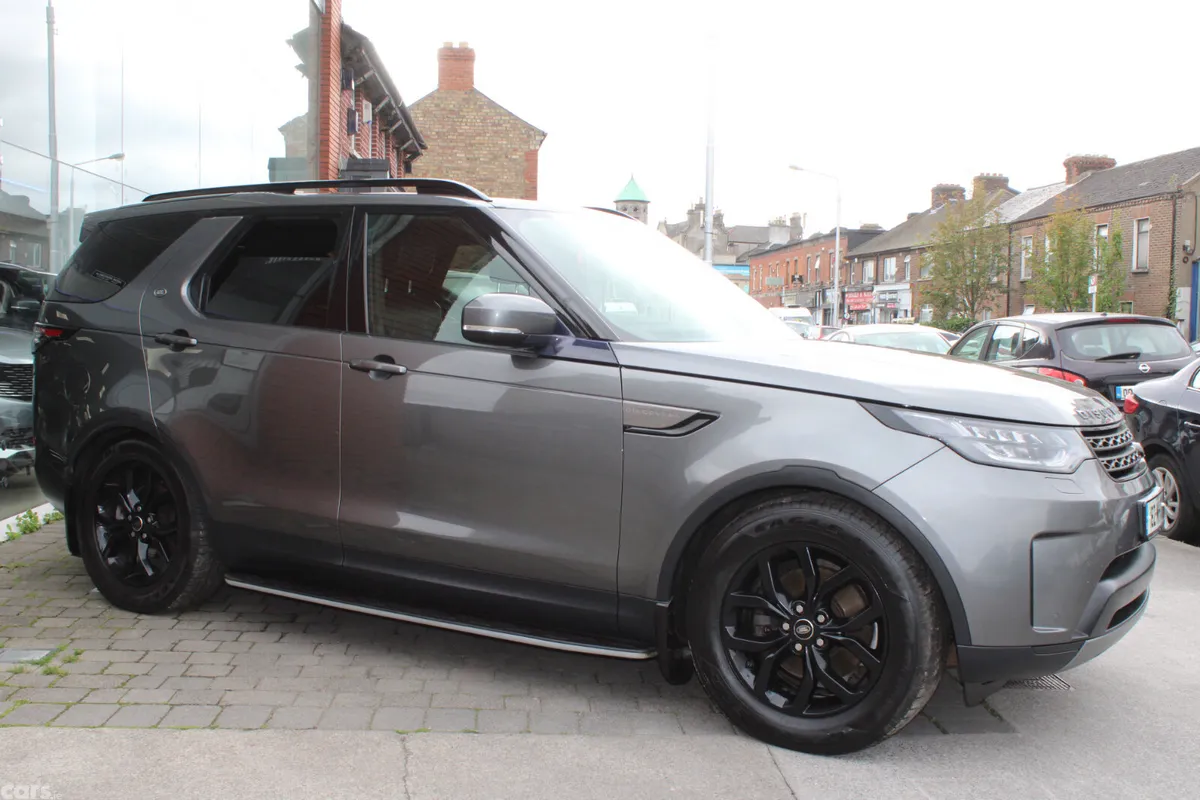 Land Rover Discovery SUV, Diesel, 2018, Grey
