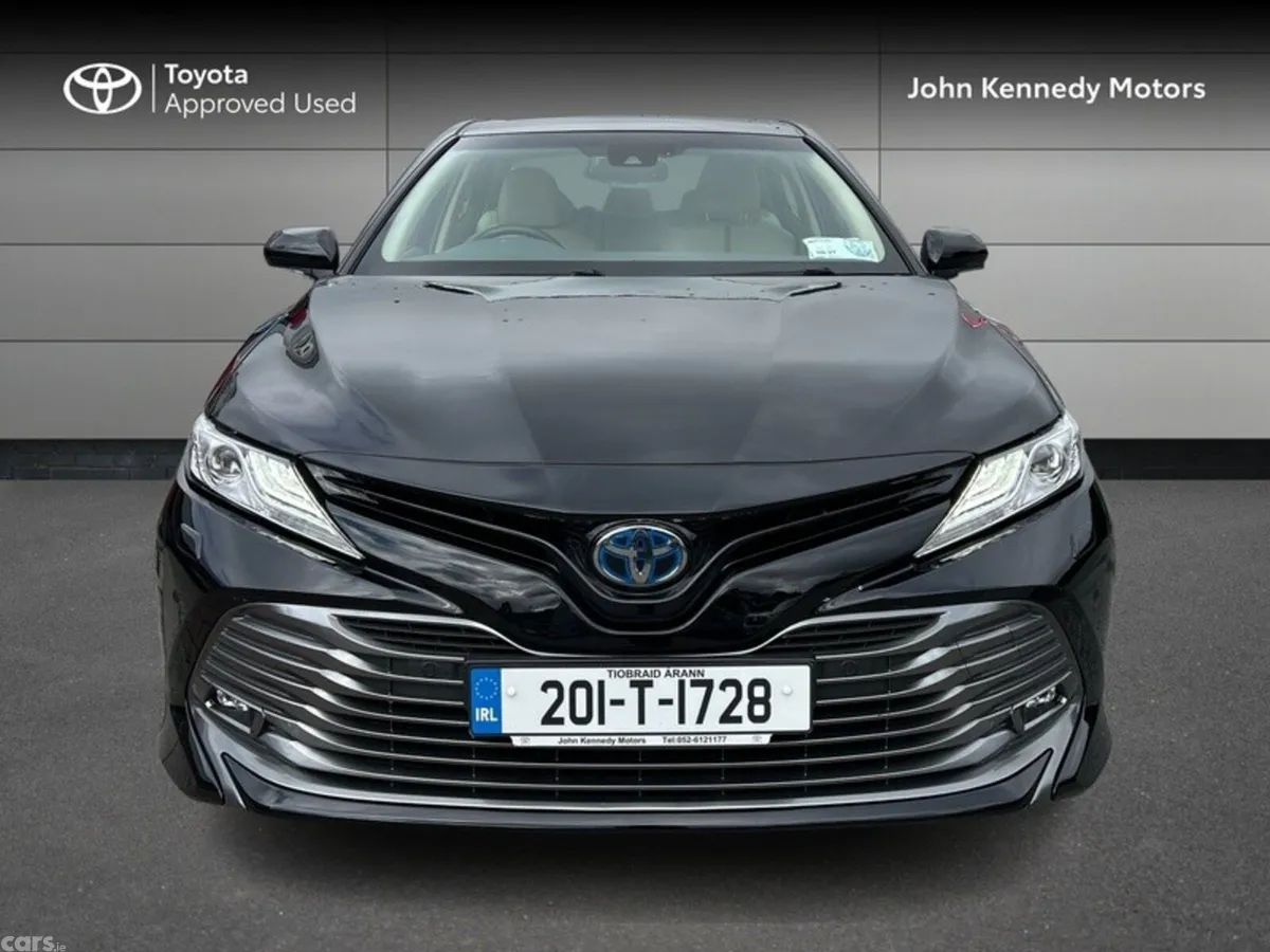 Toyota Camry Saloon, Petrol Hybrid, 2020, Black