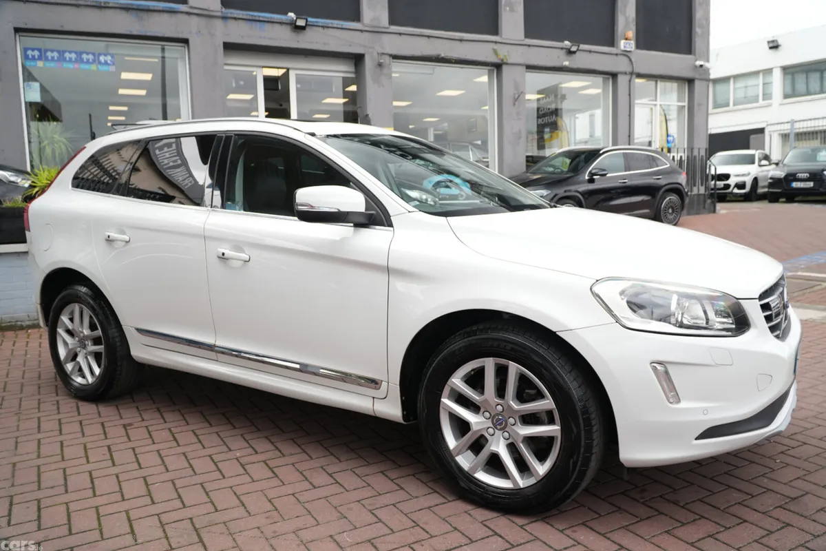 Volvo XC60 SUV, Diesel, 2017, White