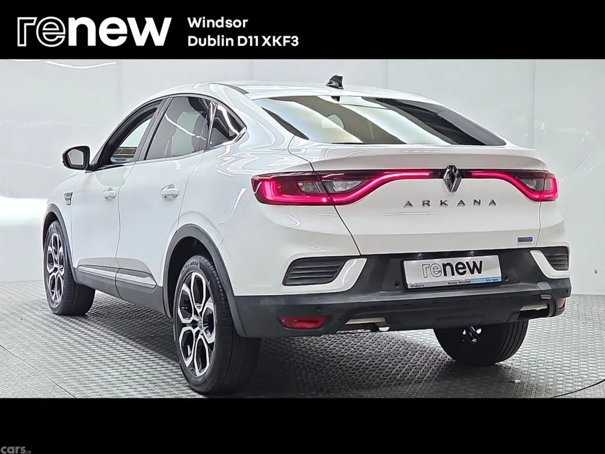 Renault Arkana Hatchback, Petrol, 2022, White