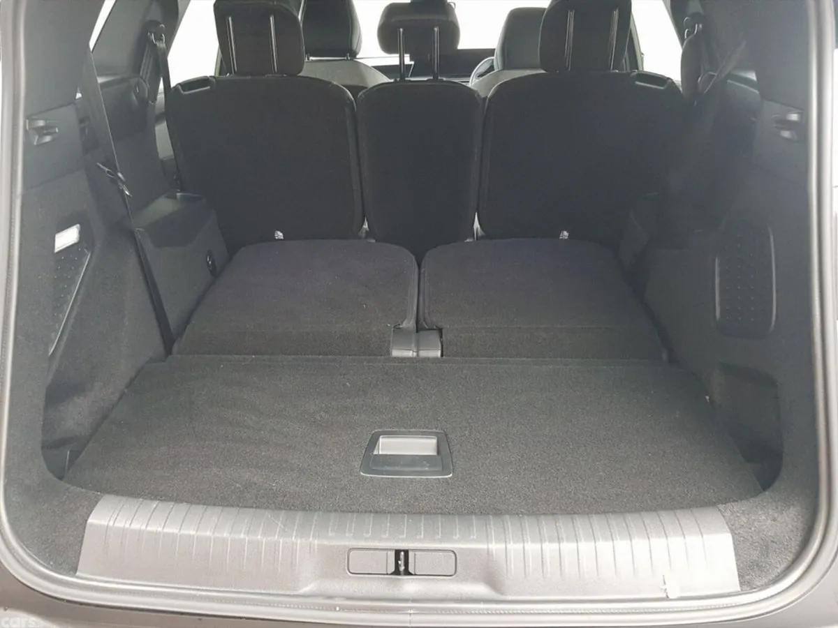 Peugeot 5008 MPV, Petrol, 2026, Blue