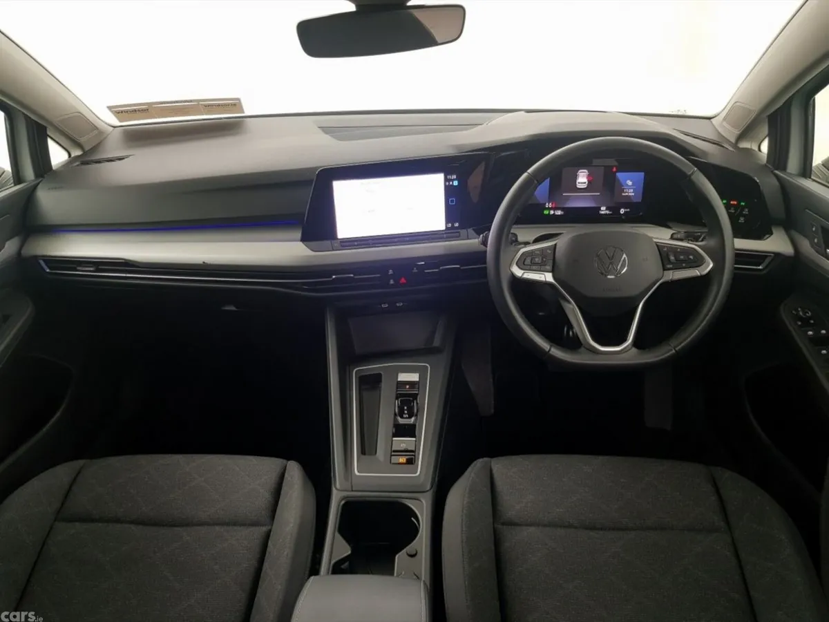 Volkswagen Golf Hatchback, Petrol Hybrid, 2024, White