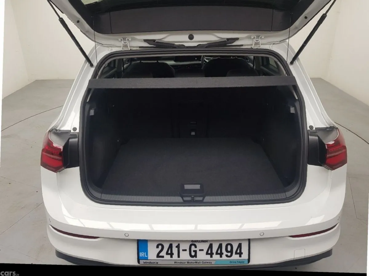 Volkswagen Golf Hatchback, Petrol Hybrid, 2024, White