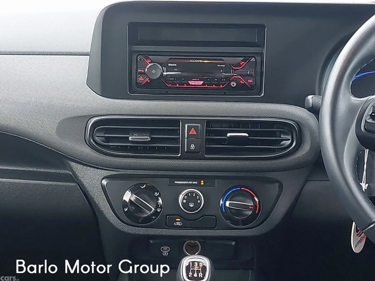 Hyundai i10 Hatchback, Petrol, 2024, Red