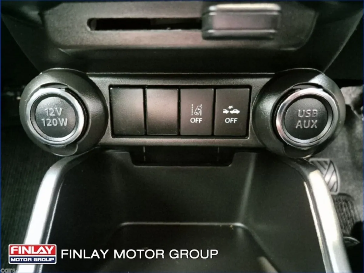 Suzuki Ignis Hatchback, Petrol, 2024, Green