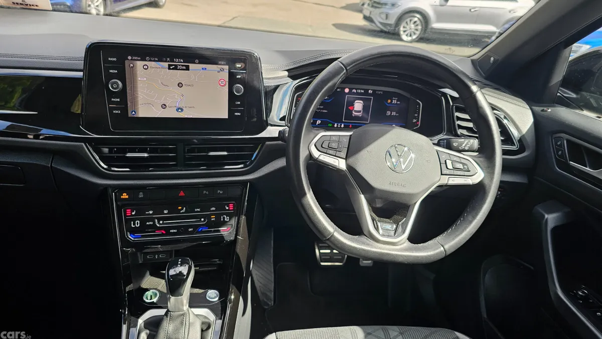 Volkswagen T-Roc SUV, Petrol, 2024, Blue