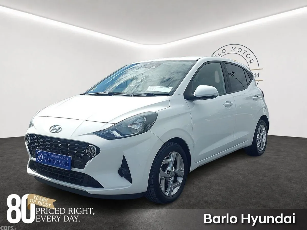 Hyundai i10 Hatchback, Petrol, 2022, White