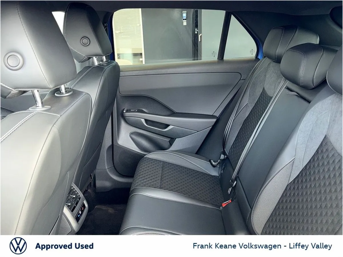 Volkswagen T-Roc SUV, Petrol, 2026, Blue