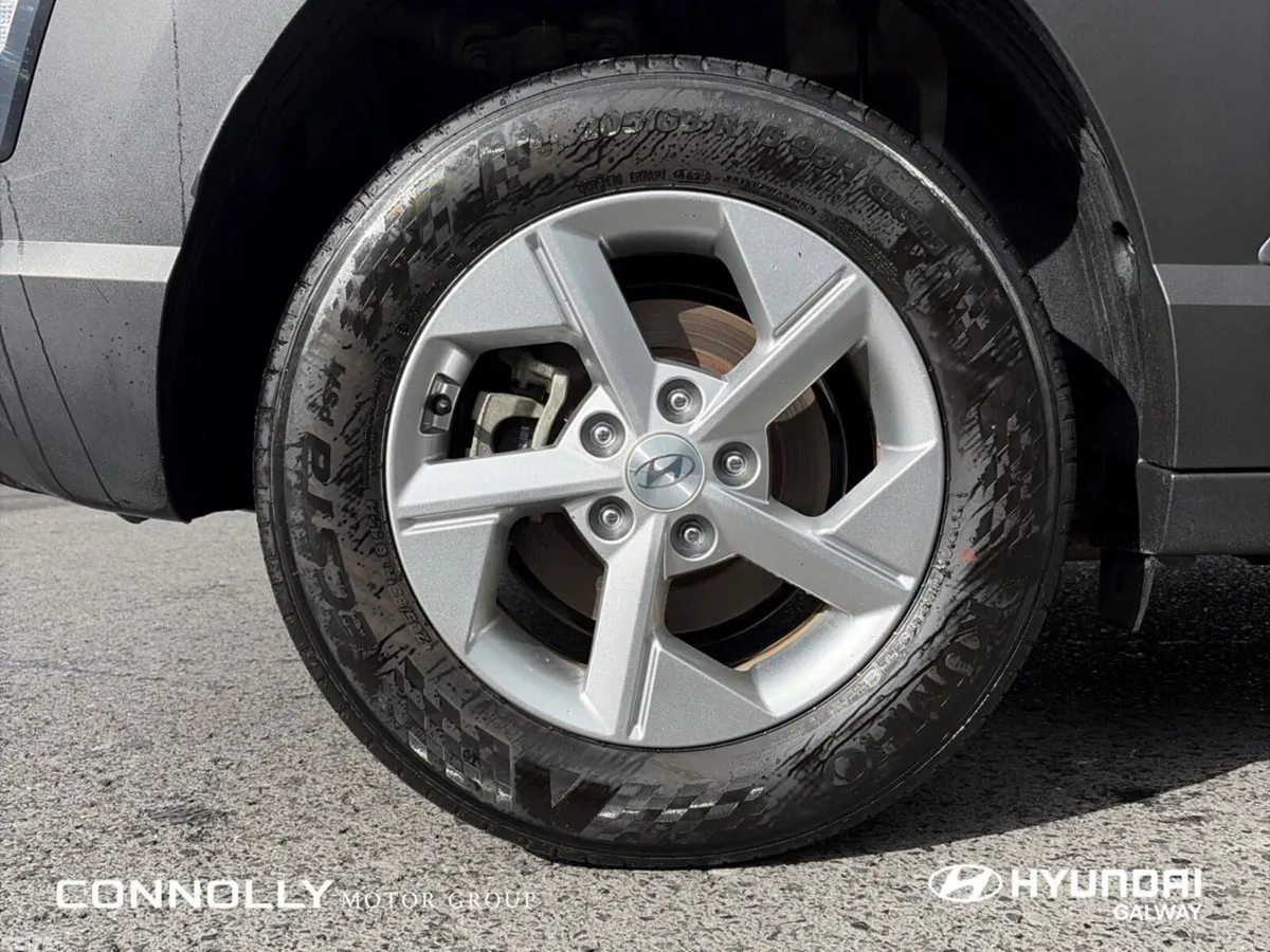 Hyundai KONA MPV, Petrol, 2025, Grey