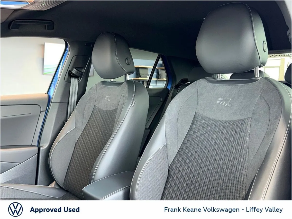 Volkswagen T-Roc SUV, Petrol, 2026, Blue