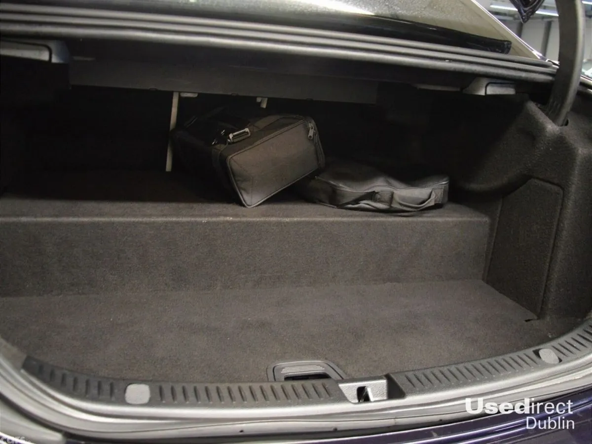 Mercedes-Benz E-Class Saloon, Petrol Plug-in Hybrid, 2022, Blue